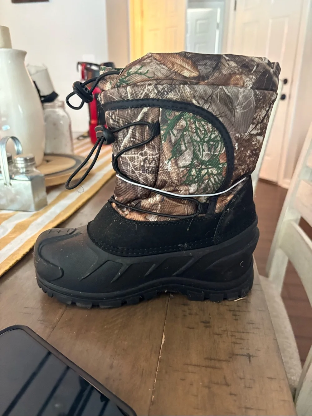 Kids Waterproof Winter Boots - Black with Camo Upper